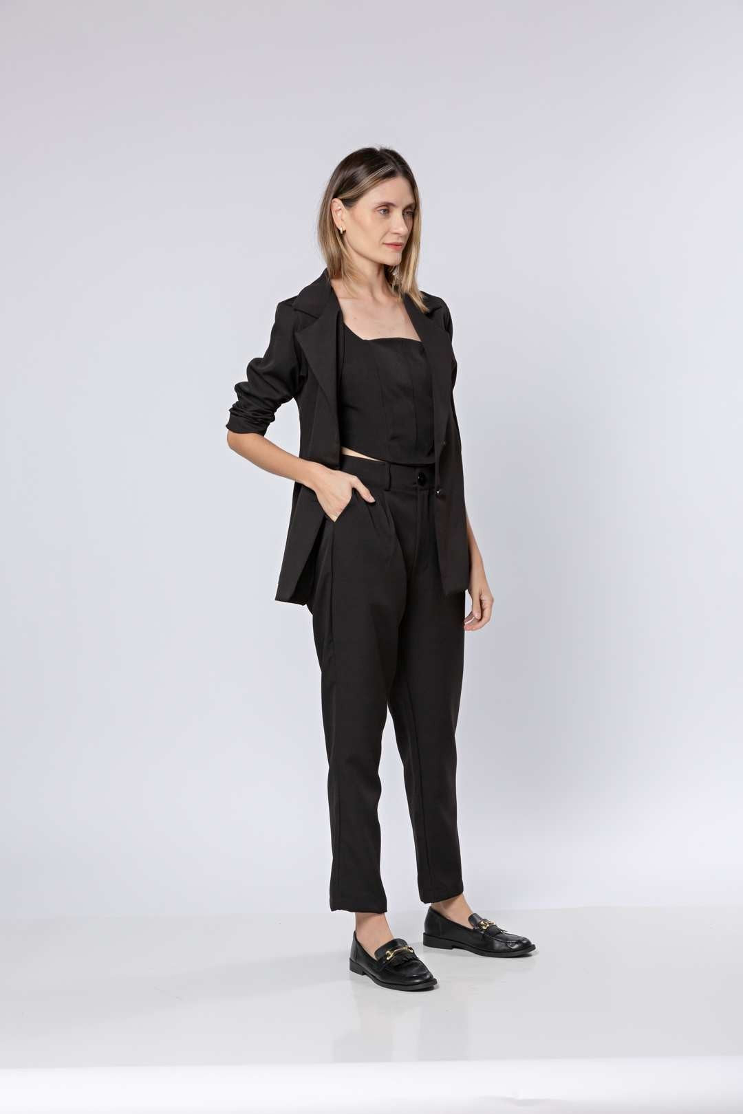 Conj 3 Peças em Alfaiataria (Calça, Cropped e Blazer)✨
