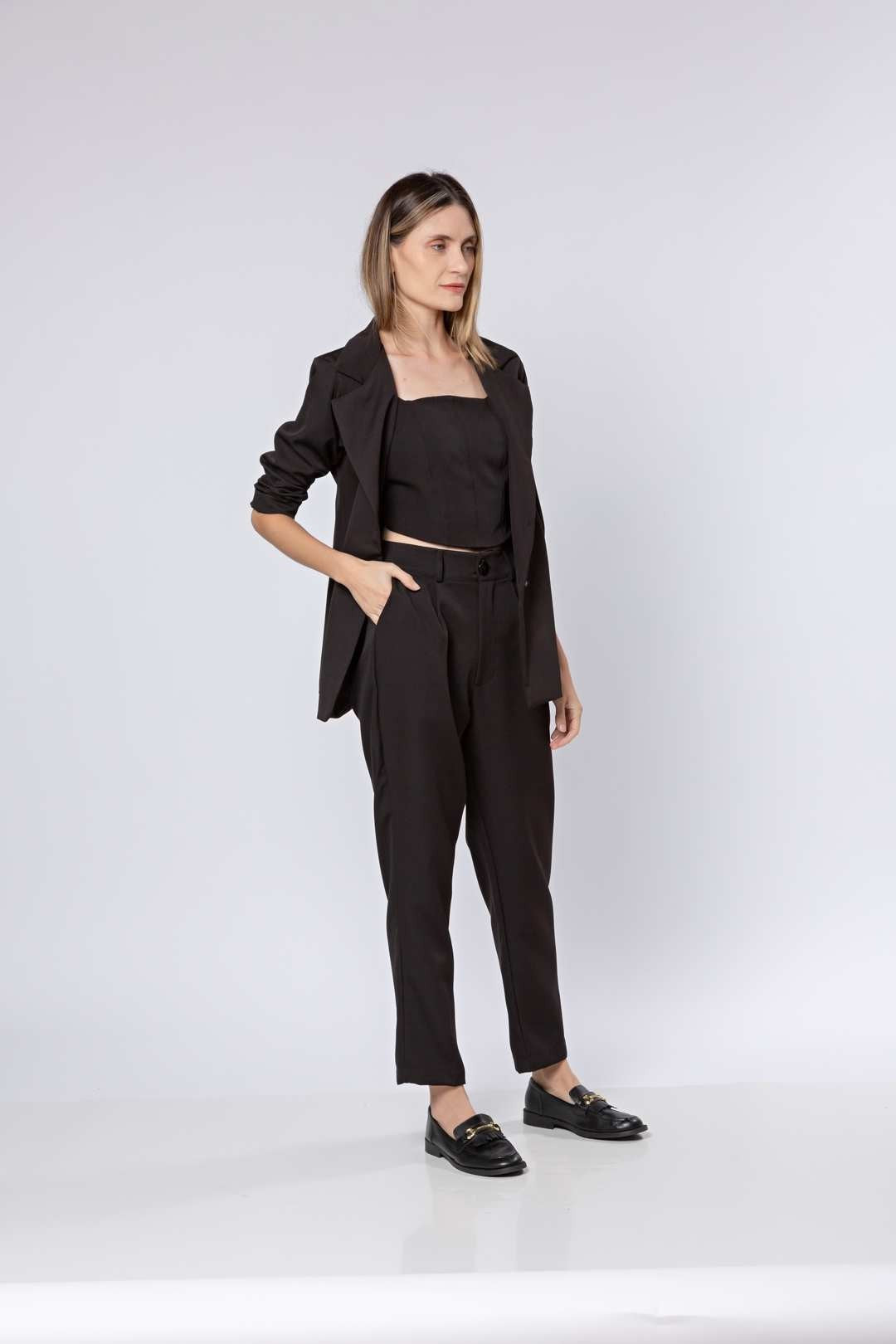 Conj 3 Peças em Alfaiataria (Calça, Cropped e Blazer)✨