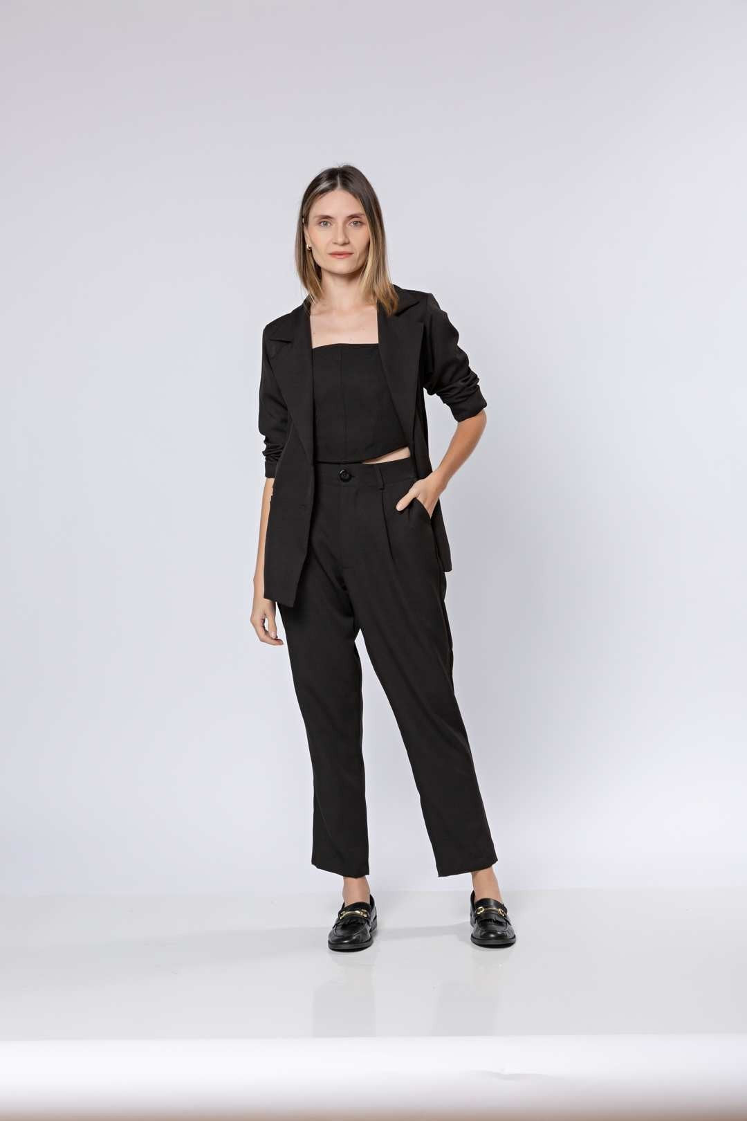 Conj 3 Peças em Alfaiataria (Calça, Cropped e Blazer)✨