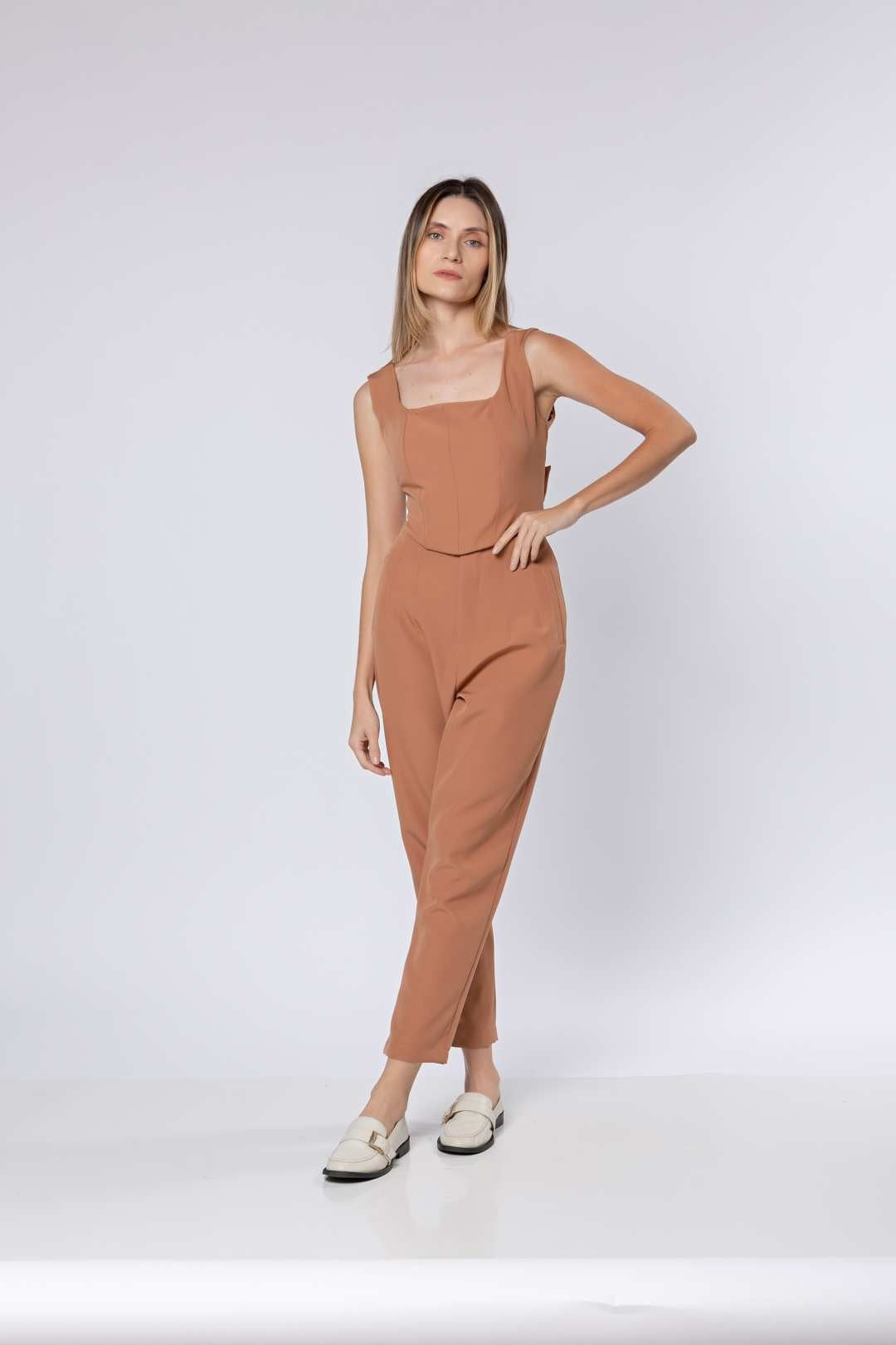 Conj Alfaiataria Nude - Cropped + Calça