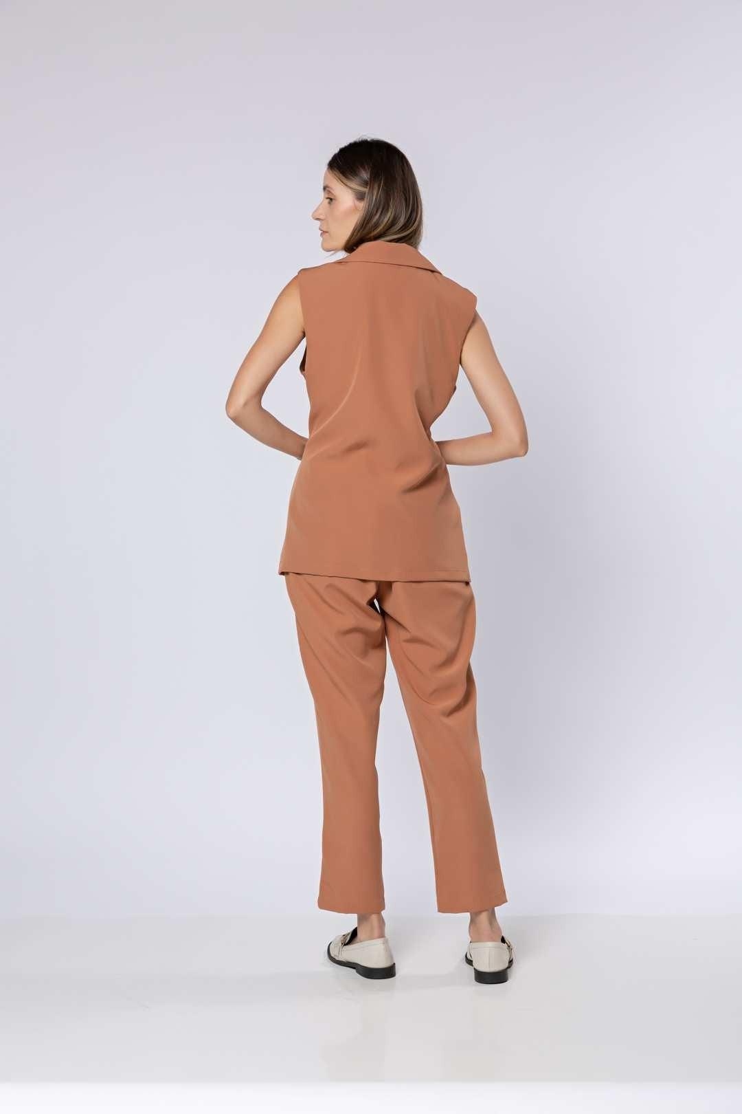 Conj Calça Bozzetti + Colete Alongado Nude
