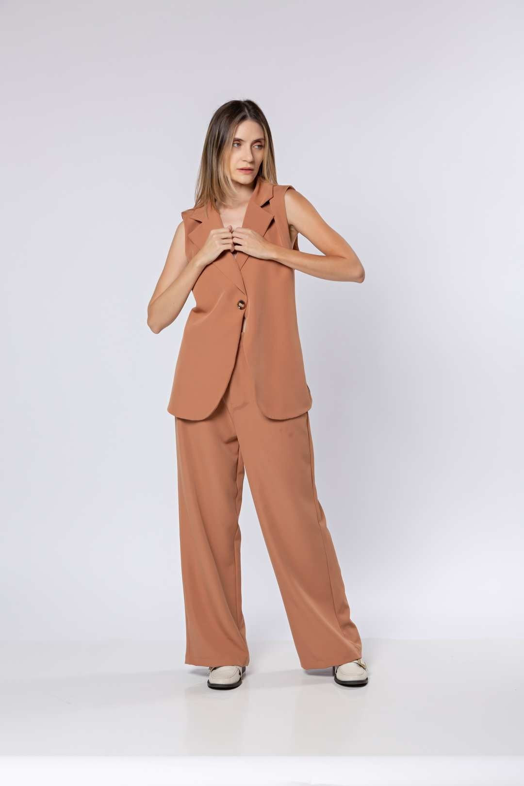 Conj Calça Pantalona + Colete Alongado Nude
