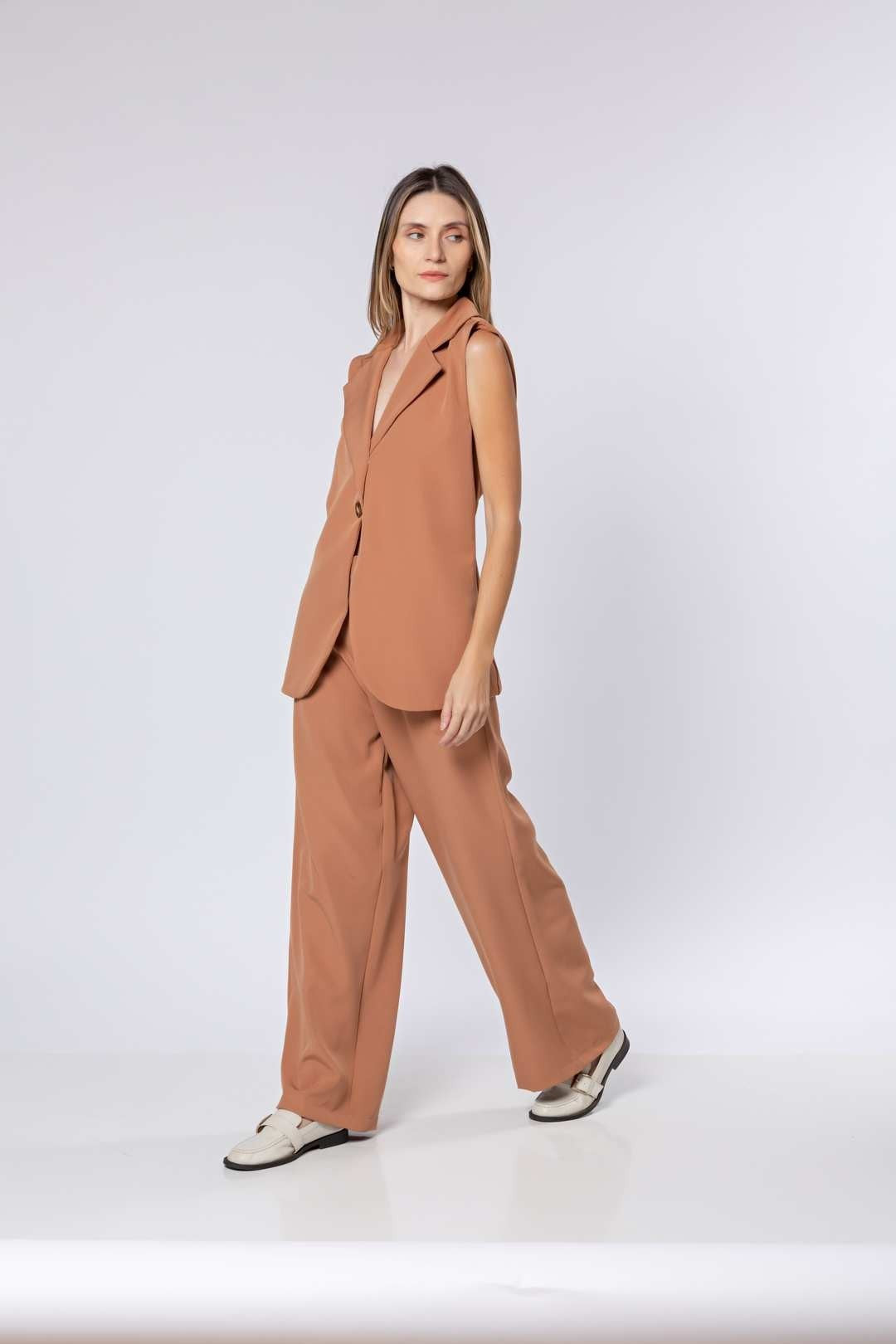 Conj Calça Pantalona + Colete Alongado Nude