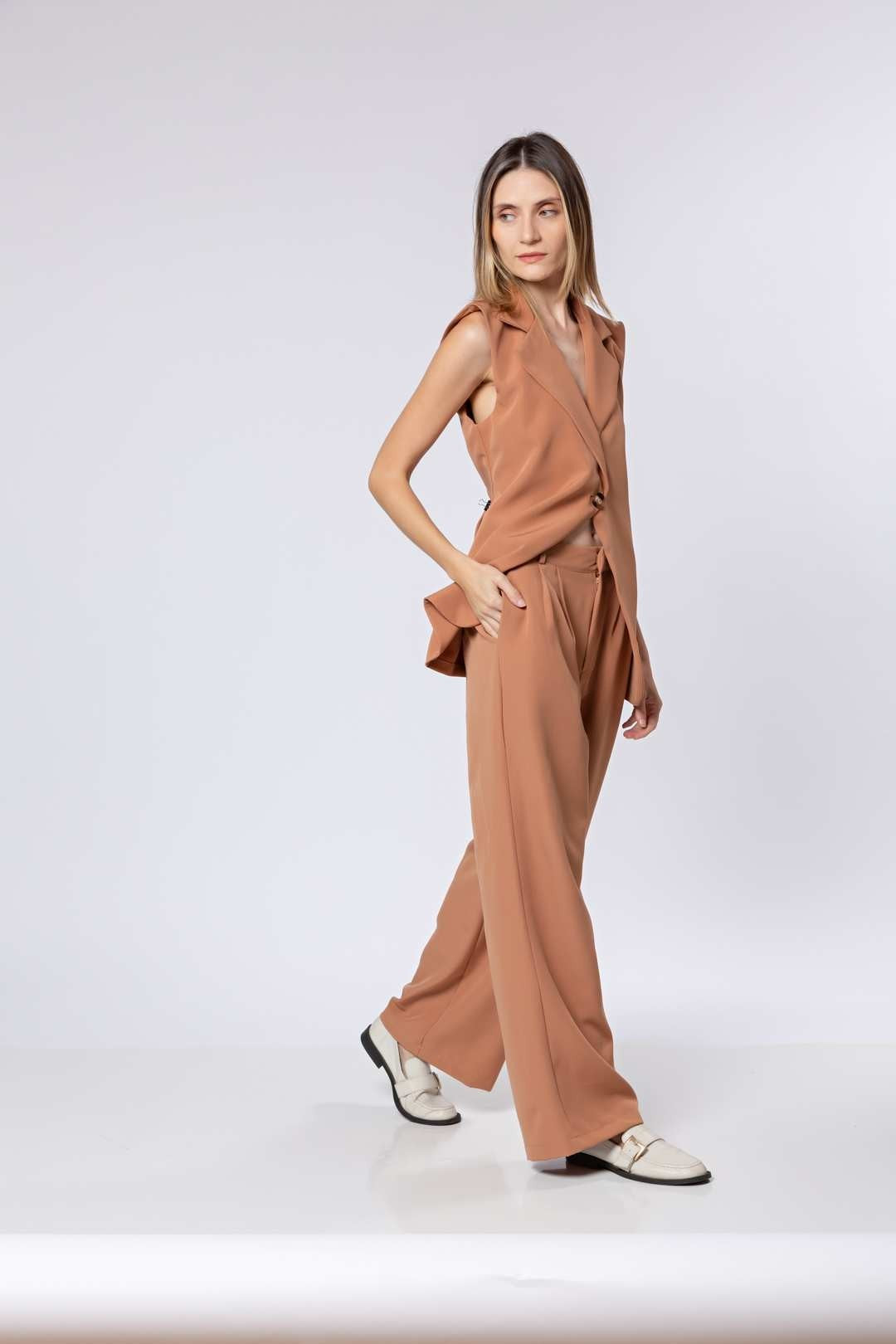 Conj Calça Pantalona + Colete Alongado Nude