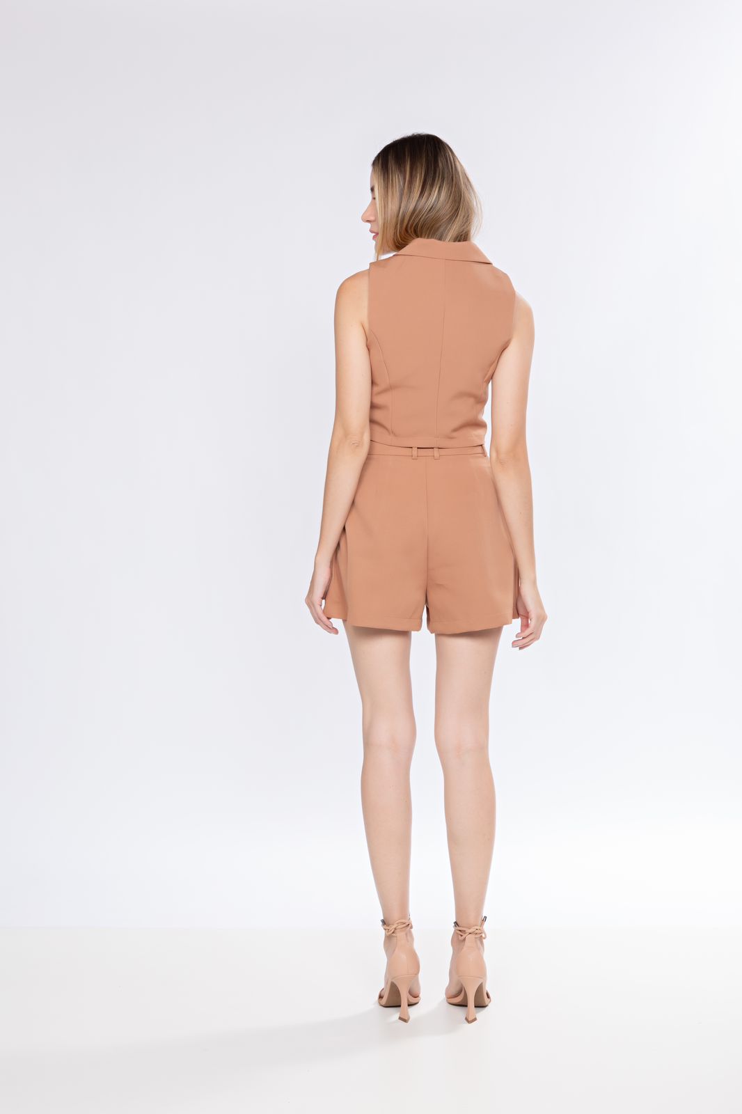 Conj Shorts de Ryca + Blusa Bozzetti Nude