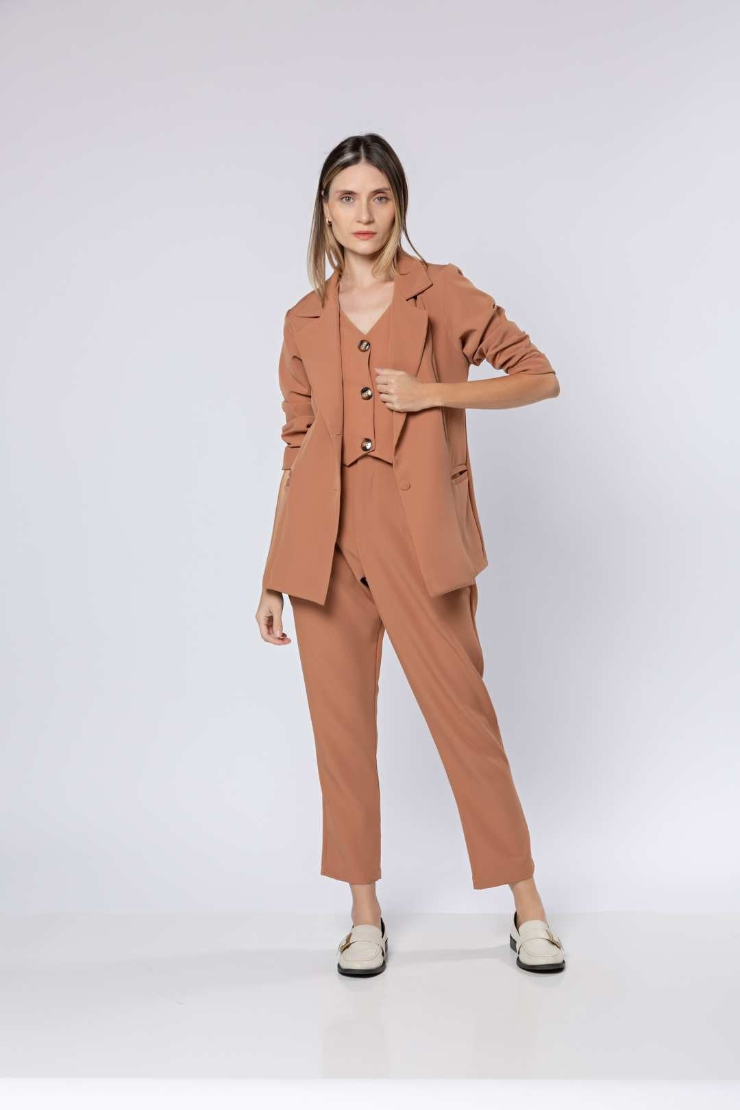 Conj 3 Peças em Alfaiataria (Calça, Colete e Blazer)✨