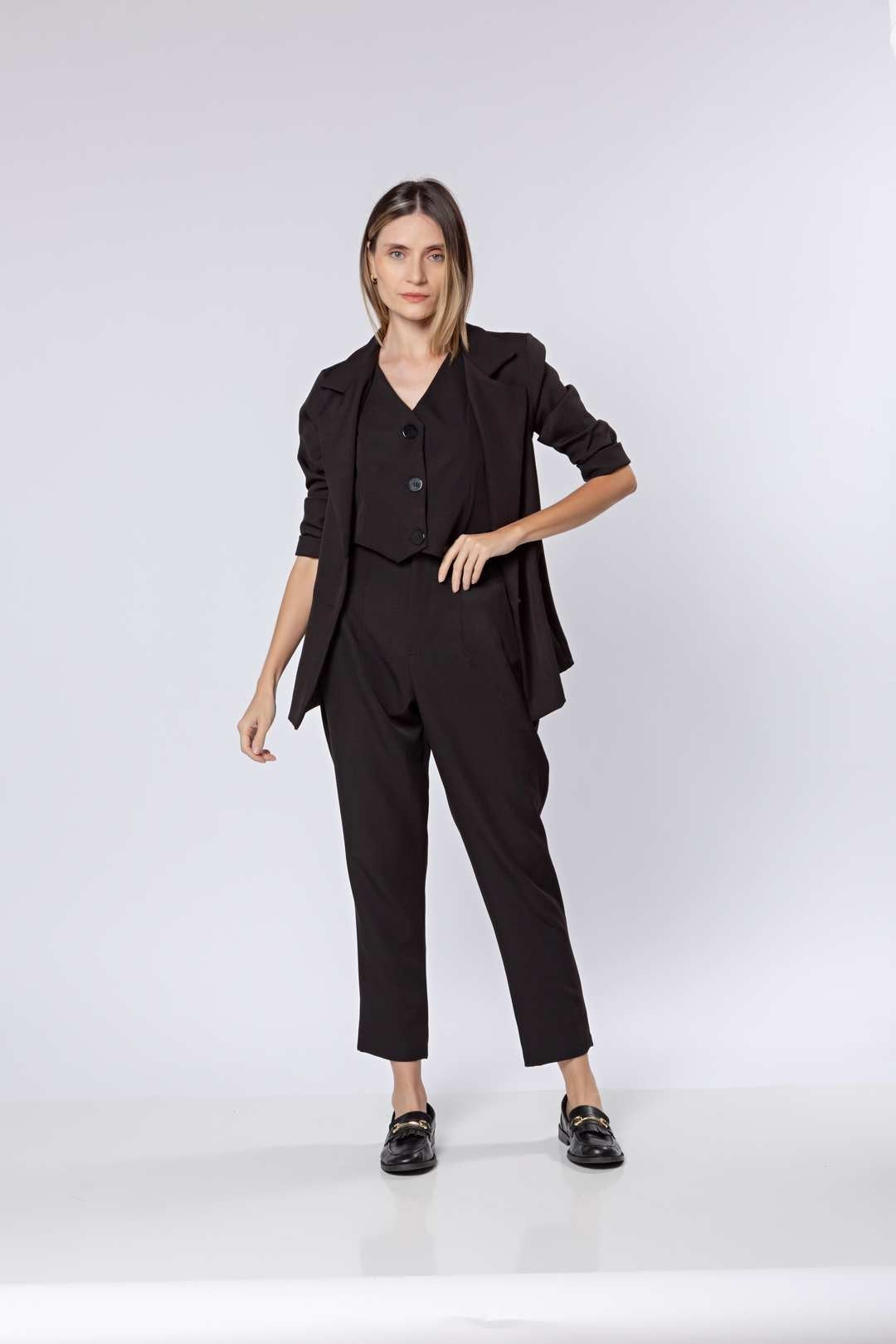 Conj 3 Peças em Alfaiataria (Calça, Colete e Blazer)✨