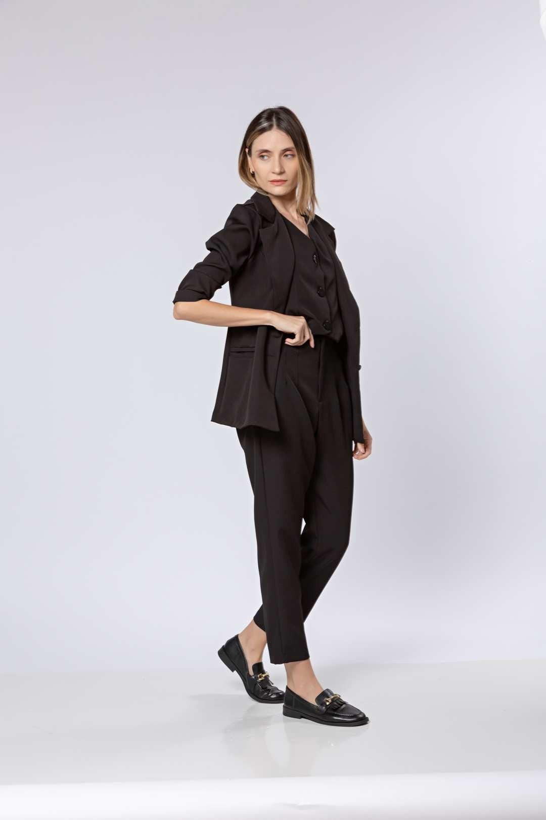 Conj 3 Peças em Alfaiataria (Calça, Colete e Blazer)✨