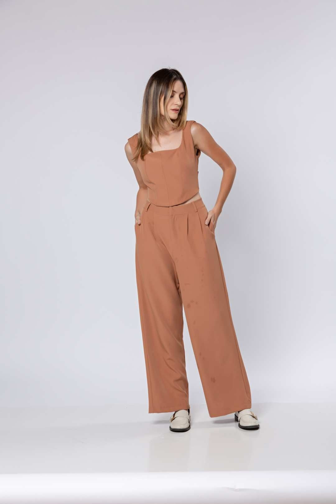 Conj Calça Pantalona + Cropped Nude